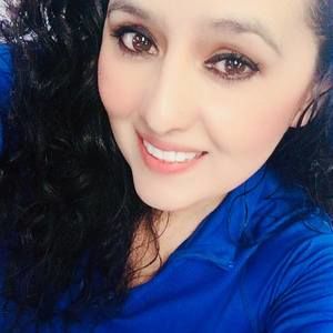 Meet your Posher, Nadia